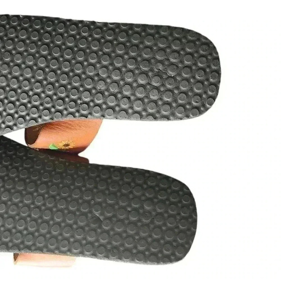 Sunflower Mexican Embroidered Sandals - Picture 4 of 5